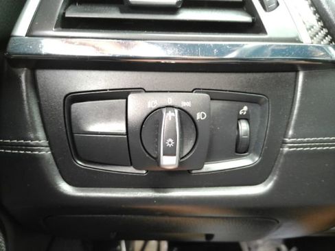 Used 2019 BMW M4 CS w/ Executive Package image 29