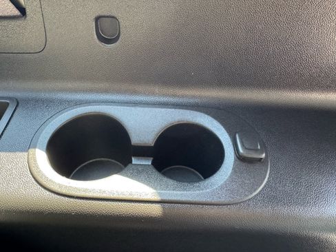 Used 2015 GMC Yukon XL Denali w/ Open Road Package image 38