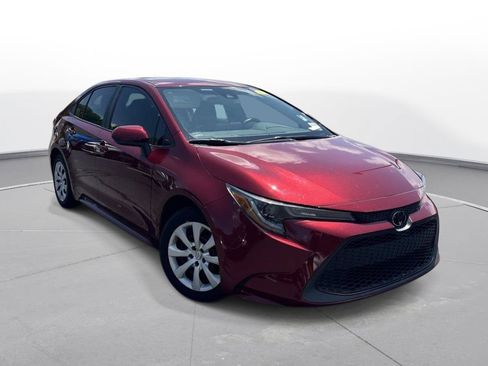 Used 2022 Toyota Corolla LE FWD image 4