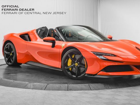Used 2025 Ferrari SF90 Spider image 1