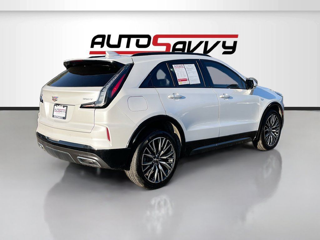 Used 2024 Cadillac XT4 Sport FWD image 7