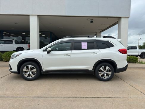 Used 2022 Subaru Ascent Premium AWD/4WD image 9
