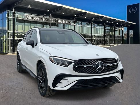 Certified 2025 Mercedes-Benz GLC 300 4MATIC image 1