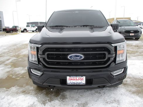 Used 2022 Ford F150 XLT w/ Equipment Group 302A High image 11
