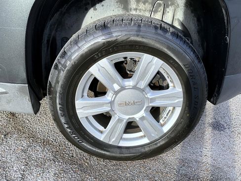 Used 2014 GMC Terrain SLE image 22