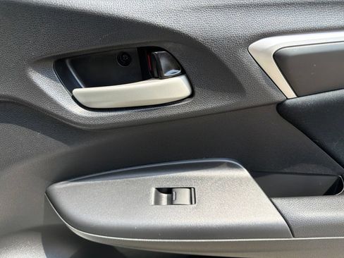 Used 2017 Honda Fit LX image 14