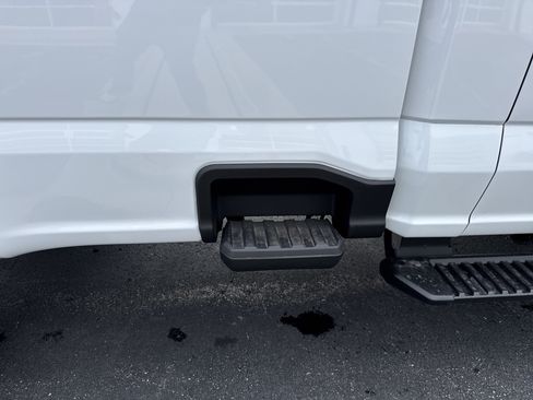 New 2026 Ford F350 XL w/ XL Off-Road Package image 10