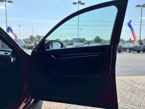 Used 2019 Honda Accord Sport image 56
