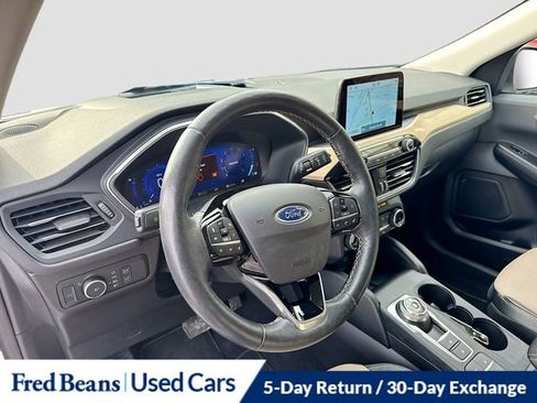 Used 2022 Ford Escape Titanium w/ Titanium Elite Package image 11