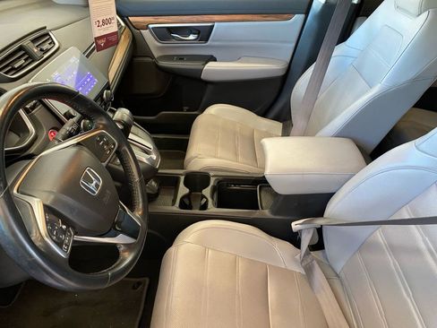 Used 2018 Honda CR-V Touring image 7