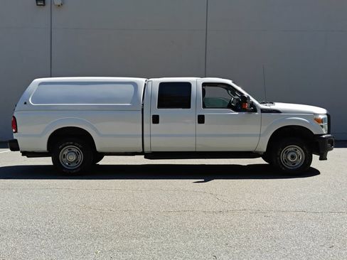 Used 2014 Ford F250 XL w/ Power Equipment Group AWD/4WD image 2