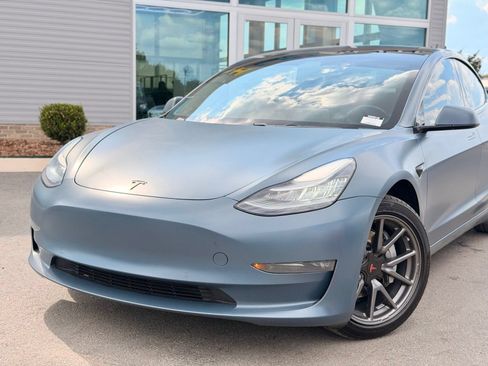 Used 2019 Tesla Model 3 Long Range AWD/4WD image 3