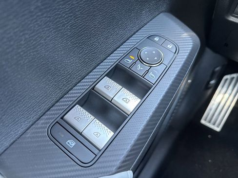 New 2026 Mitsubishi Outlander SEL FWD image 33