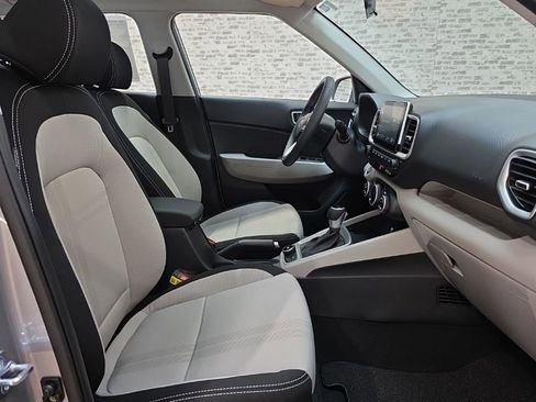 New 2026 Hyundai Venue SEL image 9