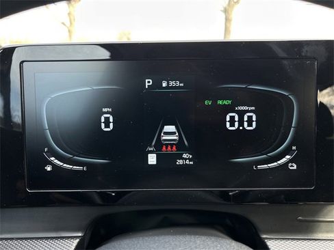 Certified 2025 Kia Sportage LX image 30