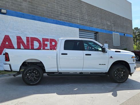 New 2026 RAM 2500 Big Horn image 8