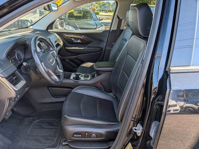 Used 2020 GMC Terrain Denali w/ Denali Premium Package AWD/4WD image 9