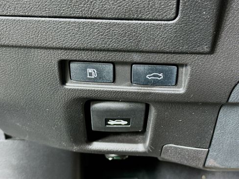 Used 2024 Lexus ES 350 image 16