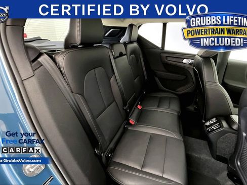 Certified 2025 Volvo XC40 B5 Core AWD/4WD image 33