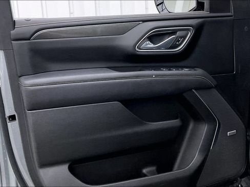 Certified 2023 GMC Yukon XL AT4 w/ AT4 Premium Package AWD/4WD image 21