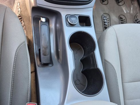 Used 2015 Ford Escape SE FWD image 25