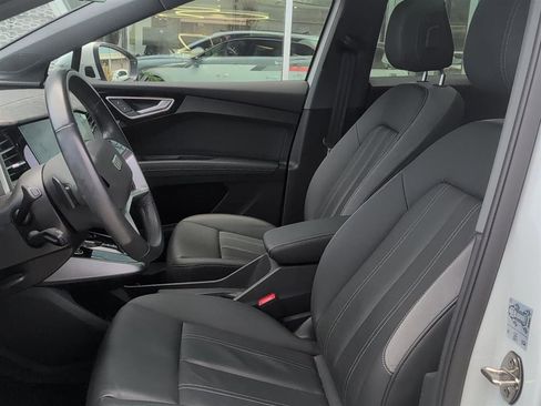 Used 2024 Audi Q4 e-tron Premium image 12