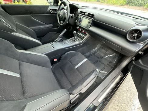 Used 2026 Toyota GR86 Premium w/ ALL Weather Mat Package (TMS) RWD image 20