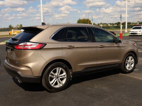 Used 2020 Ford Edge SEL w/ Cold Weather Package AWD/4WD image 5