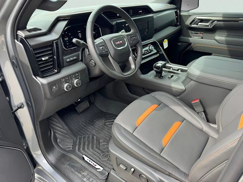 New 2026 GMC Sierra 1500 AT4 w/ AT4 Premium Package AWD/4WD image 8