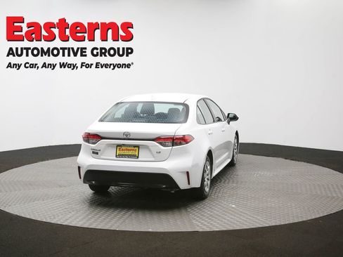 Used 2024 Toyota Corolla LE image 35