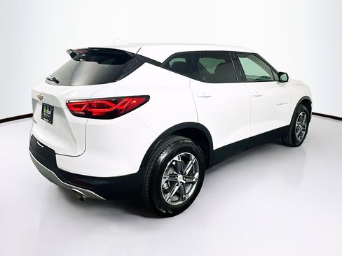 Used 2024 Chevrolet Blazer LT image 9