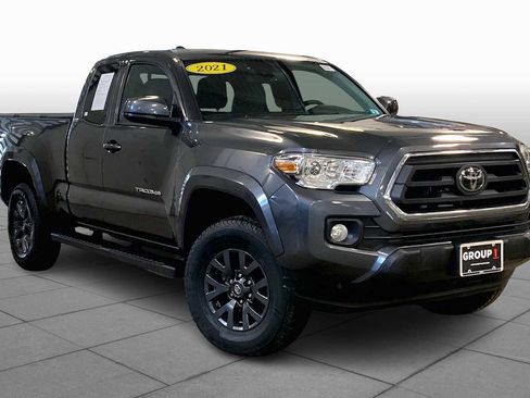 Used 2021 Toyota Tacoma SR5 image 4