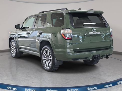 Used 2022 Toyota 4Runner TRD Sport w/ Technology Package RWD image 9