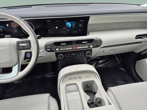 New 2026 Hyundai Palisade Calligraphy FWD image 13