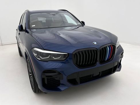 Certified 2023 BMW X5 xDrive40i w/ M Sport Package image 3