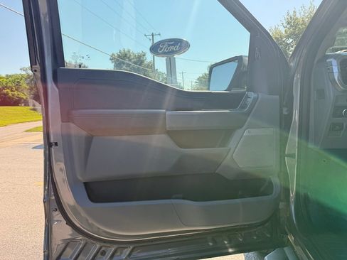 Used 2025 Ford F150 Lariat w/ Equipment Group 501A Mid AWD/4WD image 21