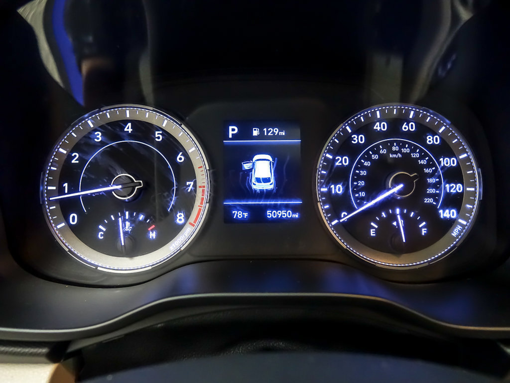 Used 2022 Hyundai Venue SEL w/ Cargo Package FWD image 15
