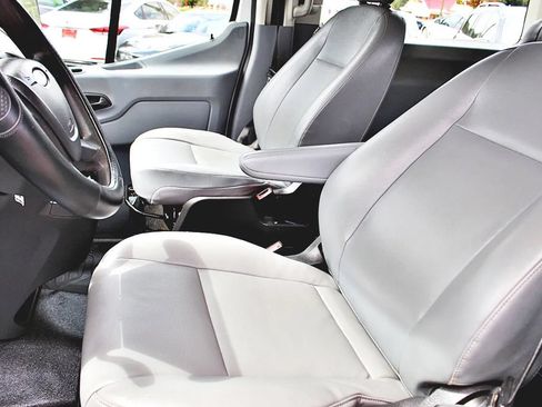 Used 2017 Ford Transit 350 XL RWD image 18