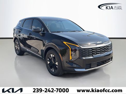 New 2026 Kia Sportage LX FWD image 1