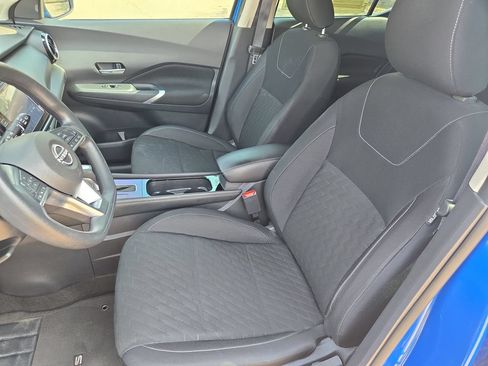 Certified 2023 Nissan Kicks SV FWD image 14