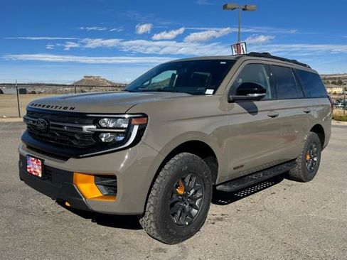 New 2026 Ford Expedition Tremor image 3