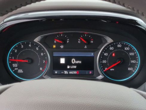 Used 2020 Chevrolet Traverse LT w/ LT Premium Package image 10