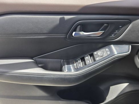 Used 2022 Nissan Rogue SL w/ SL Premium Package FWD image 31