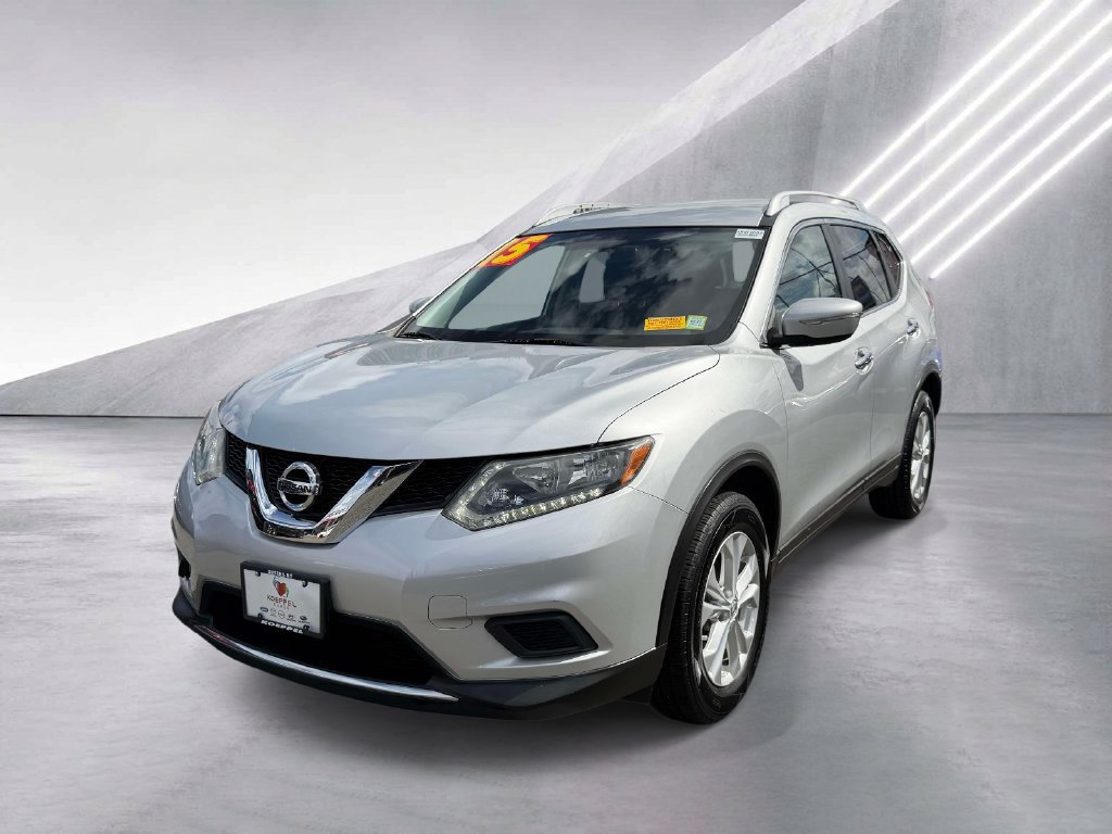 Used 2015 Nissan Rogue SV AWD/4WD image 4