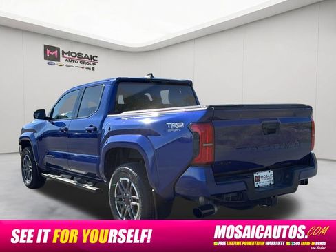 Used 2024 Toyota Tacoma TRD Sport AWD/4WD image 6