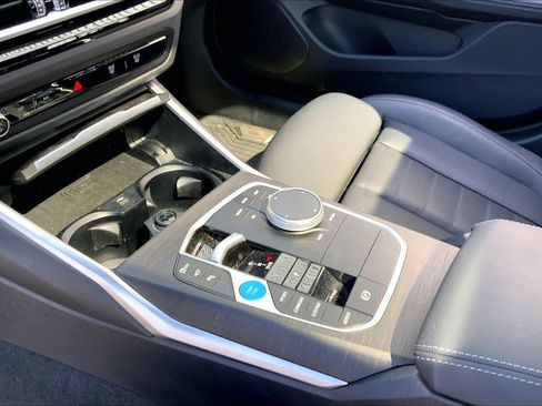 Used 2023 BMW i4 eDrive35 w/ Premium Package RWD image 16
