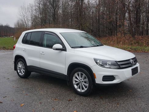 Used 2014 Volkswagen Tiguan SE AWD/4WD image 1