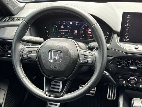 Used 2025 Honda Accord Sport image 12