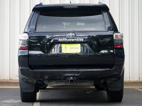 Used 2021 Toyota 4Runner SR5 RWD image 10