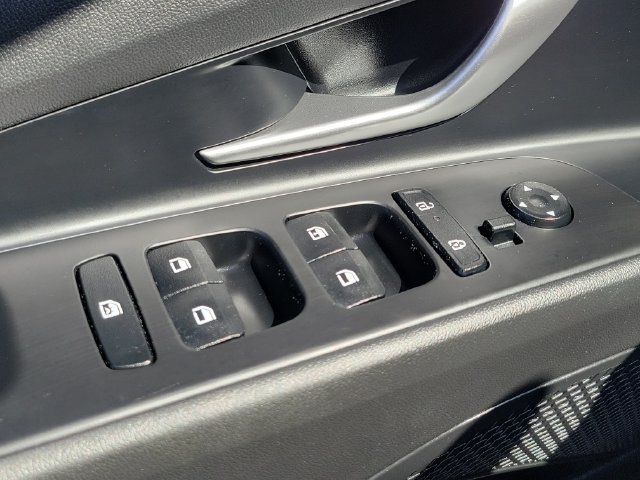 Used 2024 Hyundai Elantra SE FWD image 16